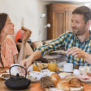  Frühstückspension D Hotes Ysalice